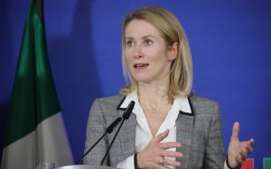 Κάγια Κάλας: Απολογία στον Γιάννη Μανιάτη για ψευδοκράτος και τουρκολιβυκό