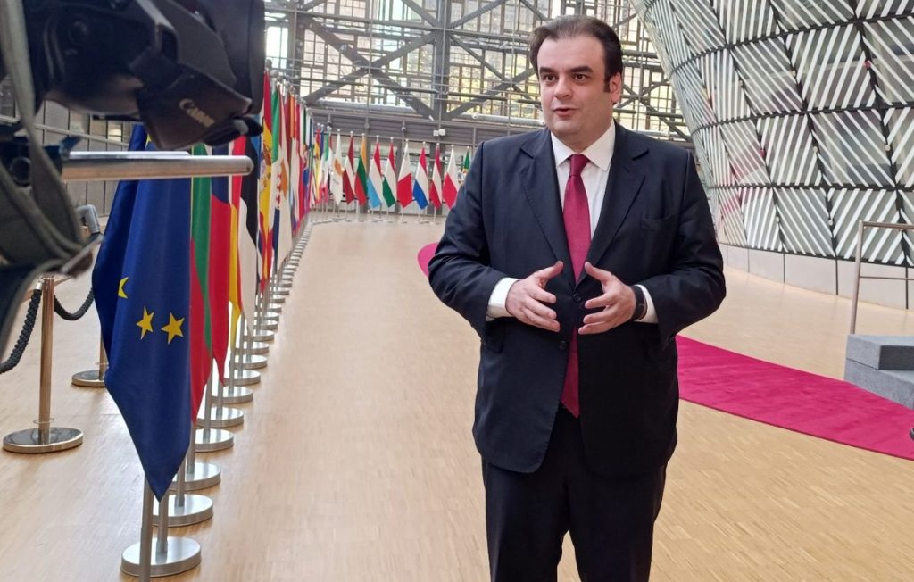 Η Ελλάδα λέει «ναι» στο ευρω-χαράτσι για μικροδέματα από Shein, Temu και Alibaba