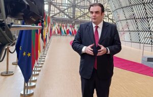 Η Ελλάδα λέει «ναι» στο ευρω-χαράτσι για μικροδέματα από Shein, Temu και Alibaba