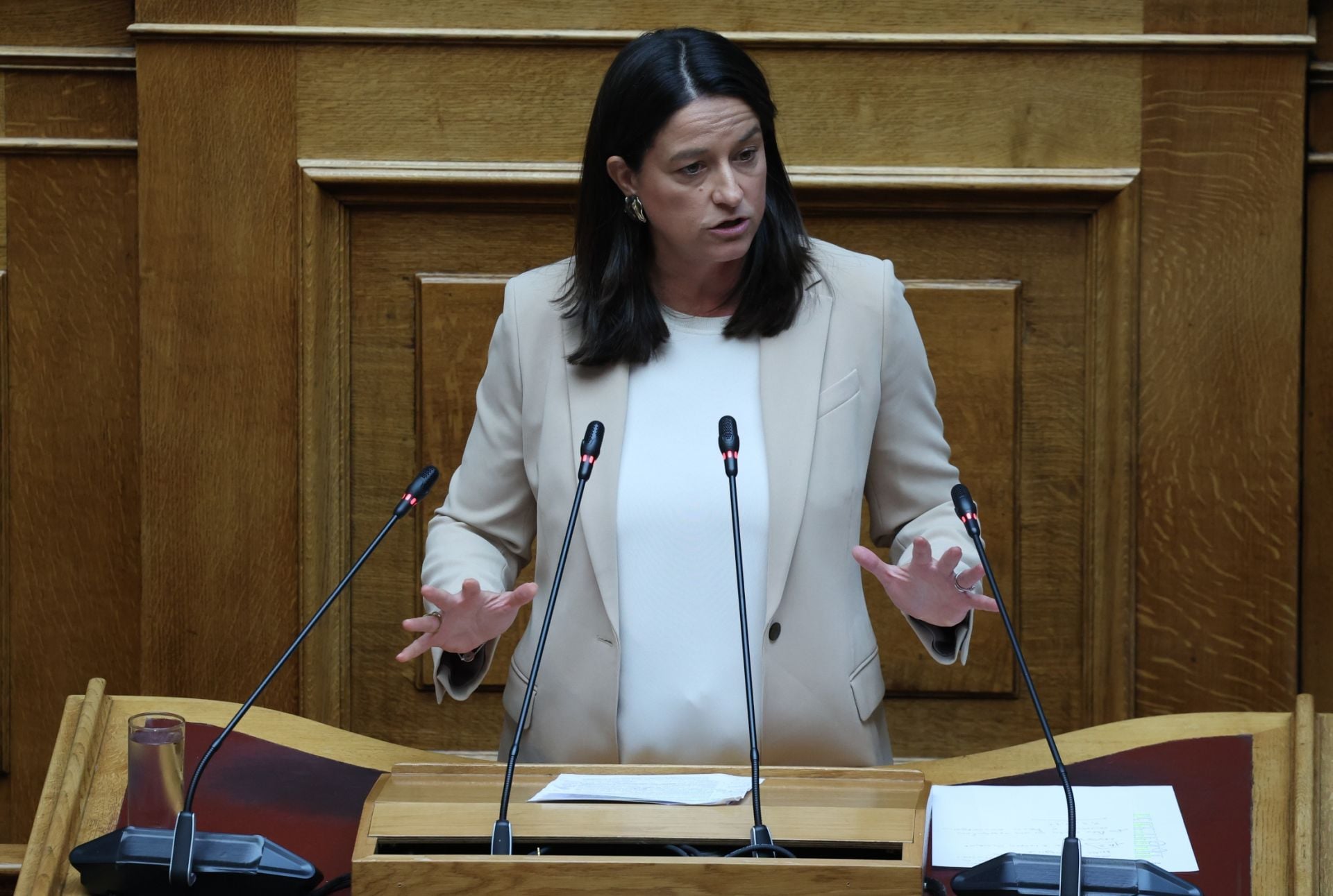 Επιστρέφουν οι συλλογικές συμβάσεις; - Η συνέντευξη τύπου στις 10.30