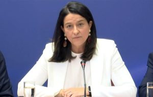 Νέα εποχή για τις Συλλογικές Συμβάσεις στην Ελλάδα: Υπεγράφη για πρώτη φορά συμφωνία κυβέρνησης και εθνικών κοινωνικών εταίρων