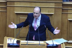 Στρατηγική… προληπτικού «χτυπήματος» από Λαζαρίδη