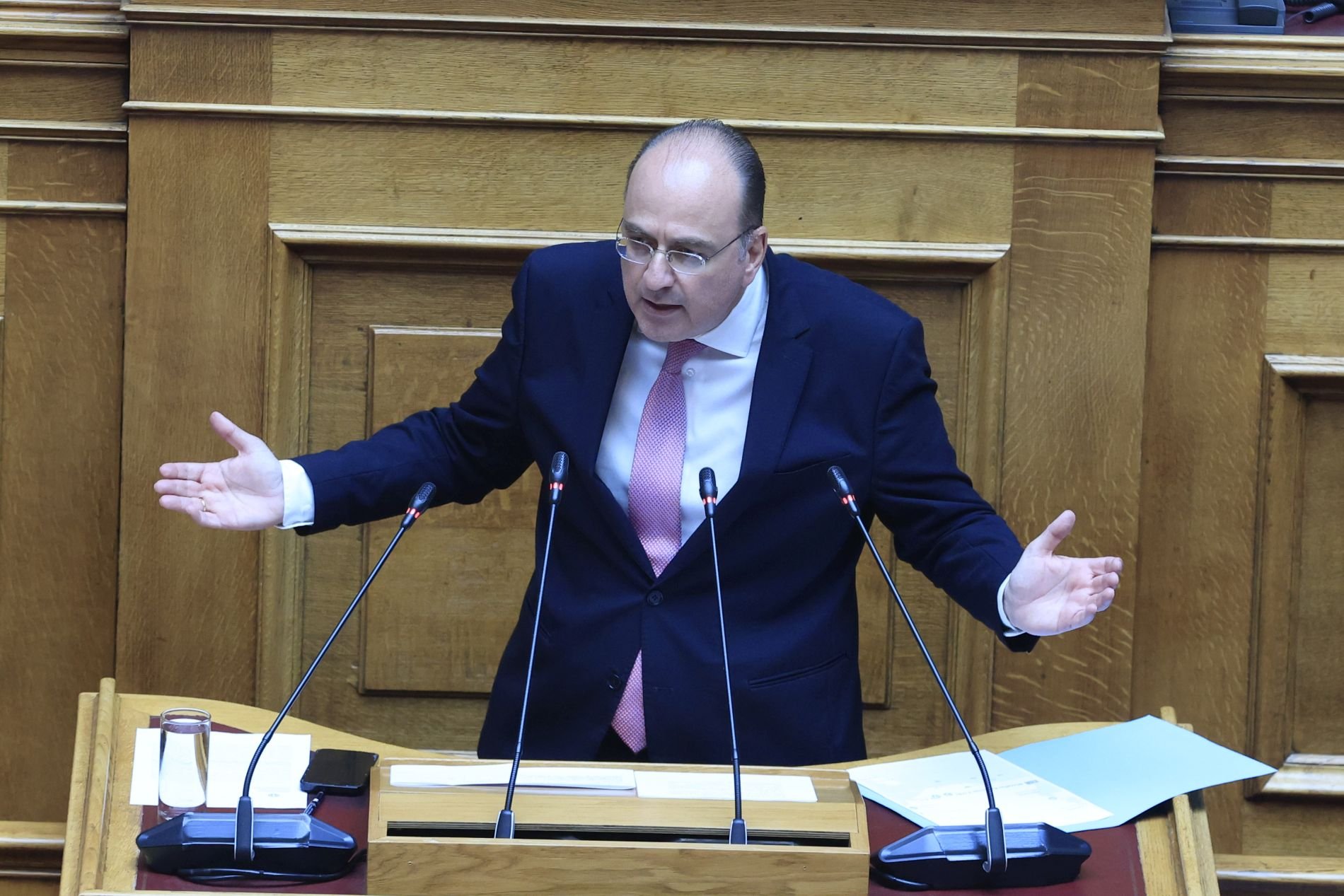 Στρατηγική… προληπτικού «χτυπήματος» από Λαζαρίδη