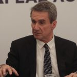 Δίκη για τη Novartis: «Οι προστατευόμενοι μάρτυρες έδρασαν με δόλο», κατέθεσε ο Ανδρέας Λοβέρδος – Ένταση με κατηγορούμενο