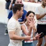 42ος Αυθεντικός Μαραθώνιος: Η πρόταση γάμου-έκπληξη στην Τουρκάλα δρομέα Νουρ Εϊγκούν