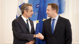 Ήρθα για το πολυετές, όχι για τις πληρωμές, δηλώνει ο Ευρωπαίος Επίτροπος