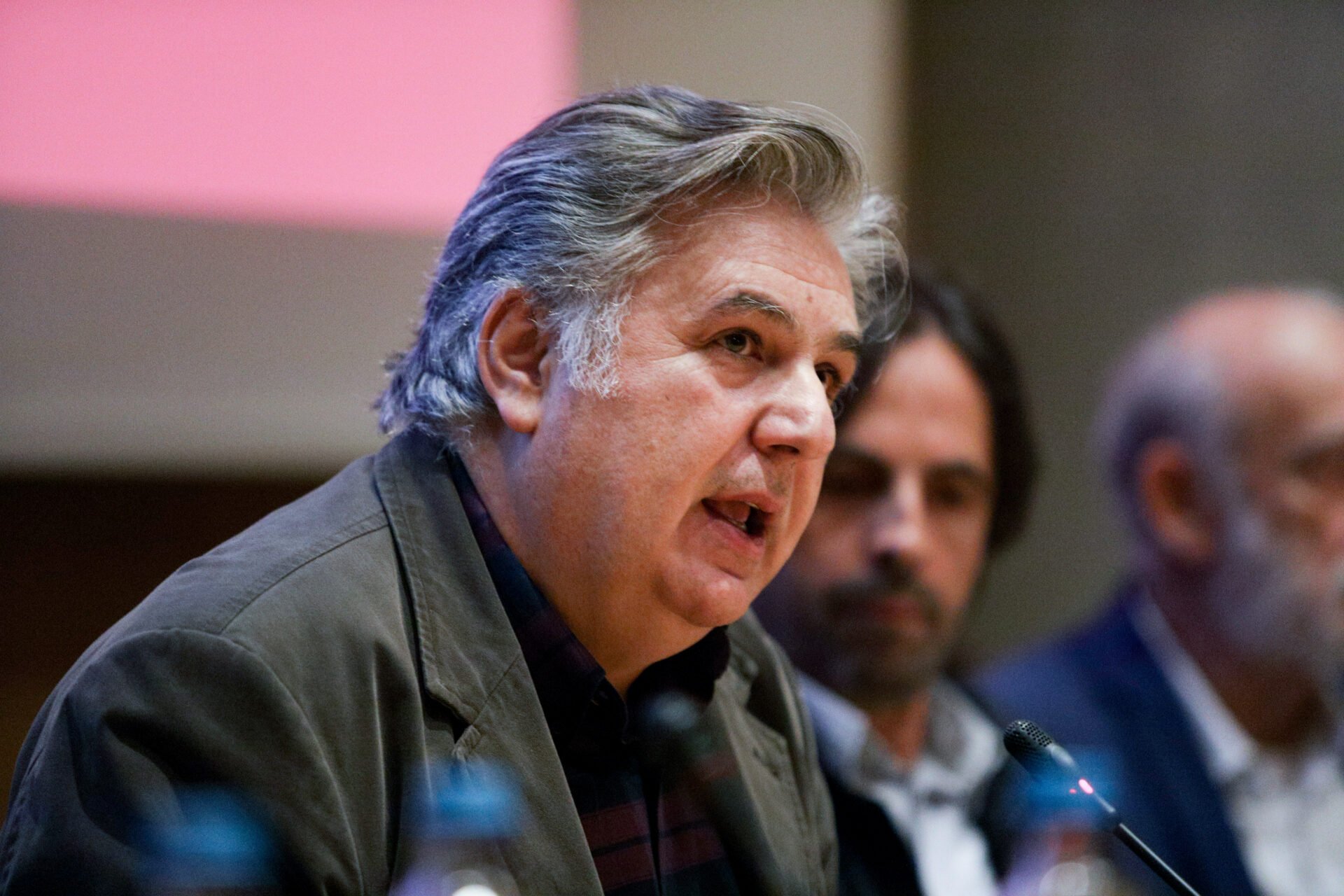 Ιεροκλής Μιχαηλίδης για βιβλίο Τσίπρα: «Αν ζούσε ο Καβάφης, θα του έκανε… ασφαλιστικά μέτρα!»