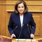 Ντόρα Μπακογιάννη: Ο ΟΠΕΚΕΠΕ είναι ένα από τα μεγαλύτερα λάθη μας και το «πληρώνουμε» τώρα – Ο πατέρας μου είχε παντρέψει κάποιον ξάδερφο ή αδερφό του «Φραπέ»