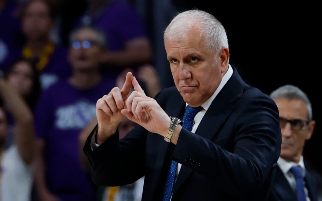 Ομπράντοβιτς: «Φεύγω - Αναλαμβάνω την ευθύνη»