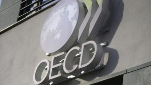 Καμπανάκι ΟΟΣΑ για τη γήρανση του ελληνικού πληθυσμού