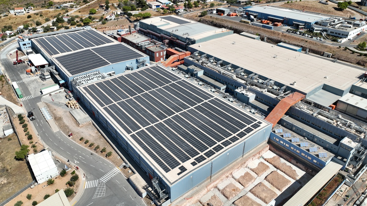 Η Παπαστράτος ολοκλήρωσε την πρώτη φάση της «πράσινης» επένδυσης στο εργοστάσιό της στον Ασπρόπυργο