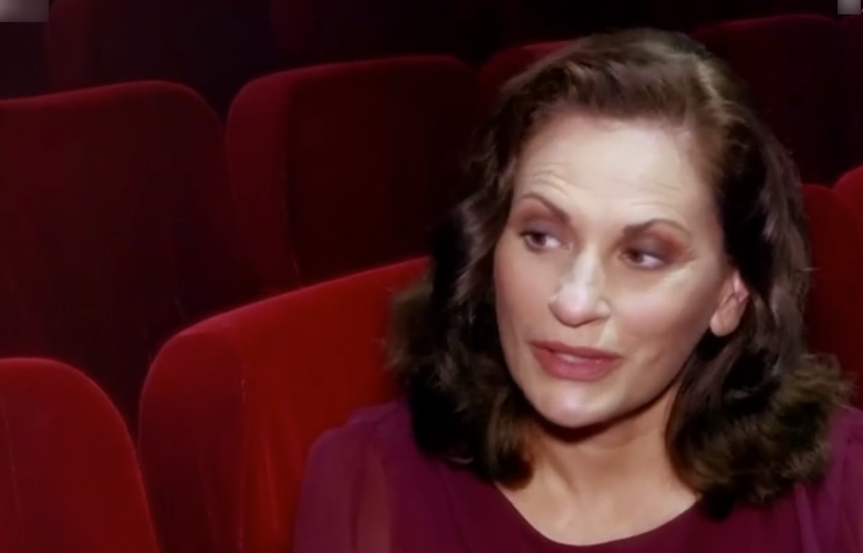 Θεοφανία Παπαθωμά: Η δημοσιότητα είναι κατάρα, ένα αναγκαίο κακό