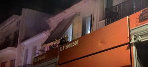 Φωτιά σε διαμέρισμα στην Πάτρα: Απεγκλωβίστηκε ηλικιωμένη γυναίκα