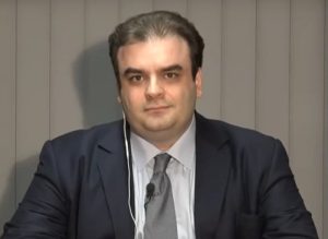 Πιερρακάκης στην Deutsche Welle: «Θέλουμε και άλλες επενδύσεις από τη Γερμανία»