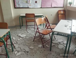 Πόρτο Ράφτη: «Έπεσε» το ταβάνι στα κεφάλια μαθητών – Δύο τραυματίες