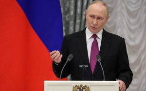 Πούτιν: Προετοιμαστείτε για πυρηνικές δοκιμές - Εκτόξευση διηπειρωτικού πυραύλου από ΗΠΑ