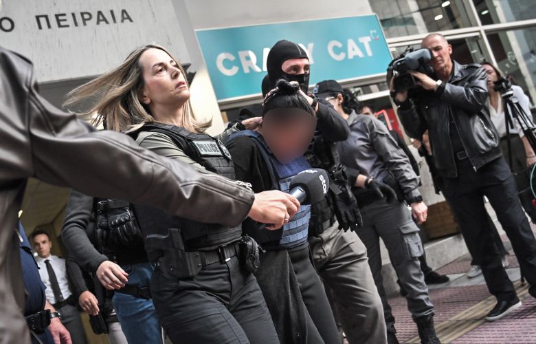 Προφυλακιστέα η 46χρονη για τη δολοφονία της πεθεράς της στη Σαλαμίνα