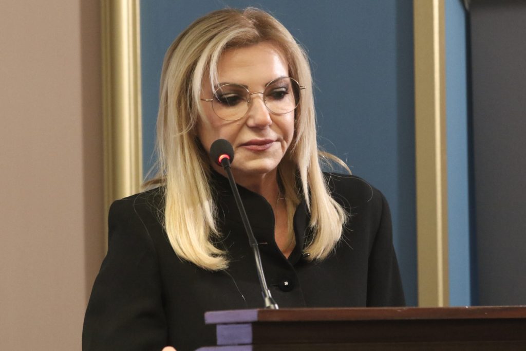 «Ας τον συγχωρήσει ο Θεός»: Η συγκλονιστική ανάρτηση της χήρας Καραϊβάζ μετά τη δολοφονία Λάλα