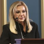 «Ας τον συγχωρήσει ο Θεός»: Η συγκλονιστική ανάρτηση της χήρας Καραϊβάζ μετά τη δολοφονία Λάλα