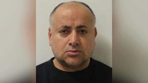 Η Βρετανία του Στάρμερ ετοιμάζεται να αποζημιώσει Τούρκο βιαστή!