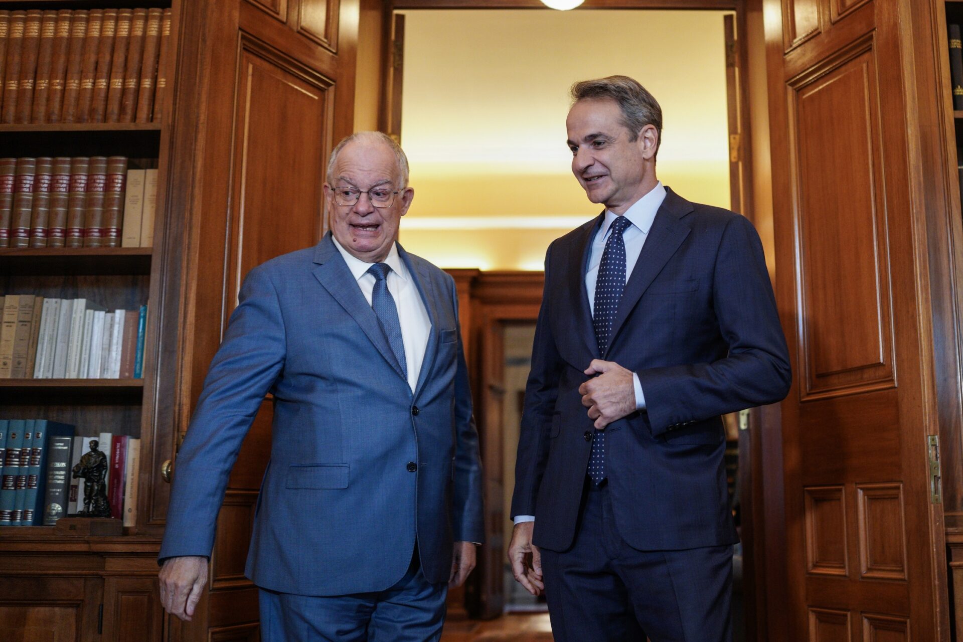 Γιατί τώρα ο Τασούλας;