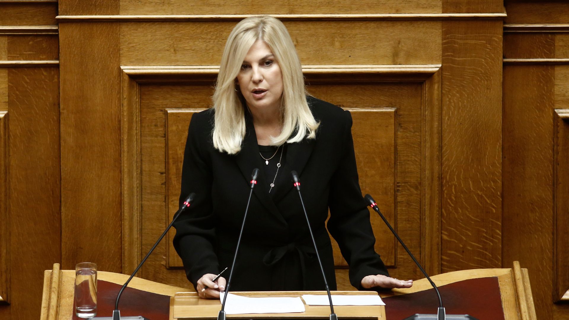 Οι δηλώσεις Θρασκιά για συνεργασία ΠΑΣΟΚ - Τσίπρα βάζουν φωτιά στο πολιτικό σκηνικό