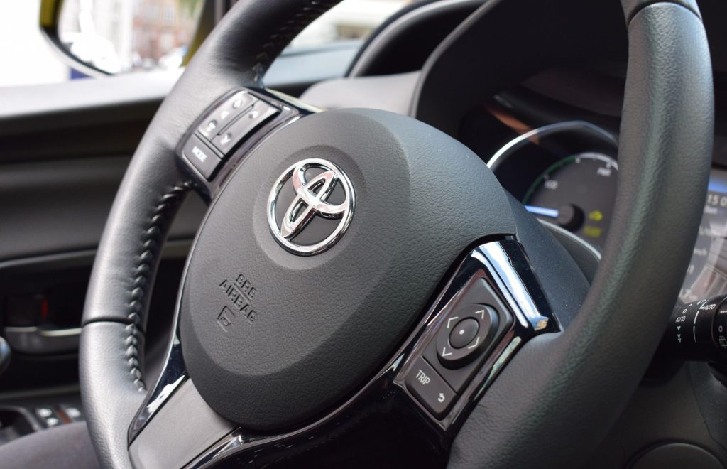 Toyota: Ανακαλεί πάνω από ένα εκατομμύρια οχήματα στις ΗΠΑ