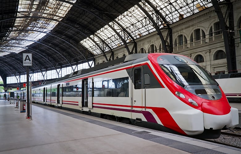 Η Κομισιόν παρουσίασε σχέδια για ταχύτερους και πιο συνδεδεμένους σιδηροδρόμους στην Ευρώπη