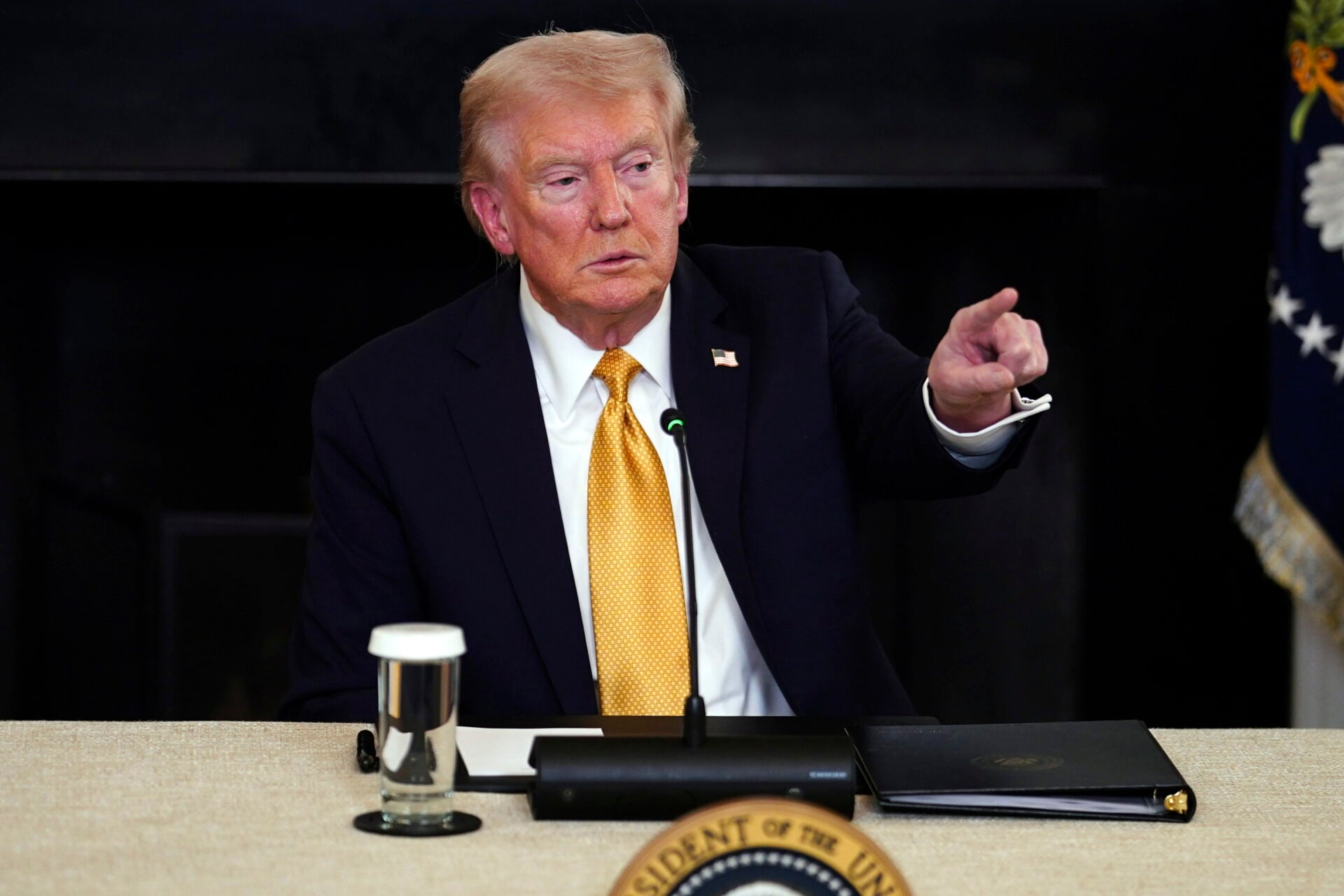 Αποκάλυψη NYT: Τραμπ - Μαδούρο συζήτησαν πιθανή συνάντηση στις ΗΠΑ