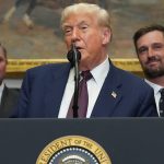 Πιθανή εξαίρεση της Ουγγαρίας από τις κυρώσεις για την αγορά ρωσικού πετρελαίου, προαναγγέλλει ο Τραμπ