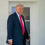 Axios: Ο Τραμπ σχεδιάζει απευθείας συνομιλίες με τον Μαδούρο