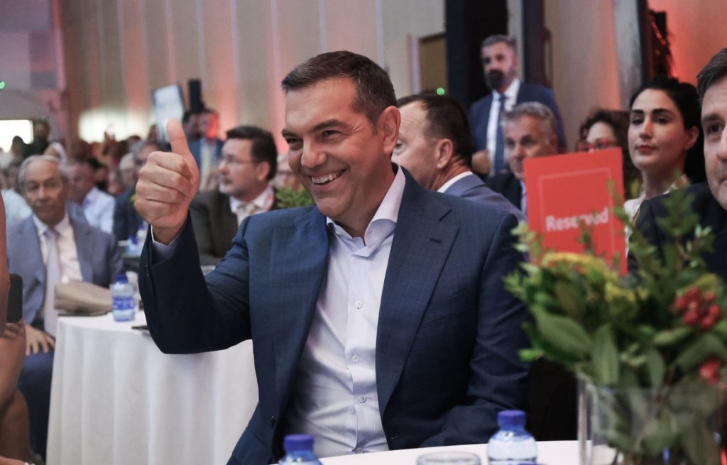 Αλέξης Τσίπρας: Φταίνε όλοι εκτός από εμένα!