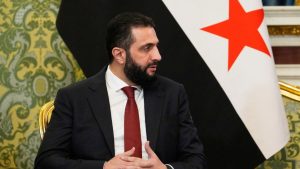 Τραμπ: Ο Άχμεντ αλ Σάρα κάνει «πολύ καλή δουλειά»