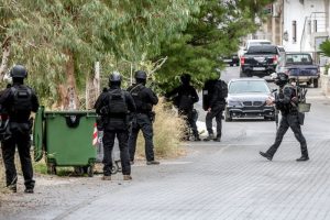 Αιματηρή βεντέτα στο χωριό Βορίζια της Κρήτης: Έπεσαν μαζικοί πυροβολισμοί ως αντίποινα για τη βόμβα που εξερράγη σε υπό κατασκευή σπίτι