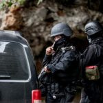 Φονική βεντέτα στα Βορίζια: «Έριχναν προς όλες τις κατευθύνσεις. Νόμιζα ότι ήρθε το τέλος» – Πολλοί αστυνομικοί στο χωριό, η πρόσβαση έχει αποκλειστεί