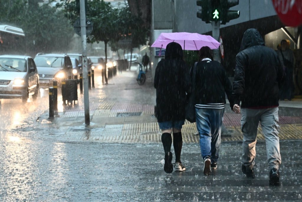 Έκτακτο δελτίο από την ΕΜΥ για την πορεία της επέλασης της κακοκαιρίας Adel