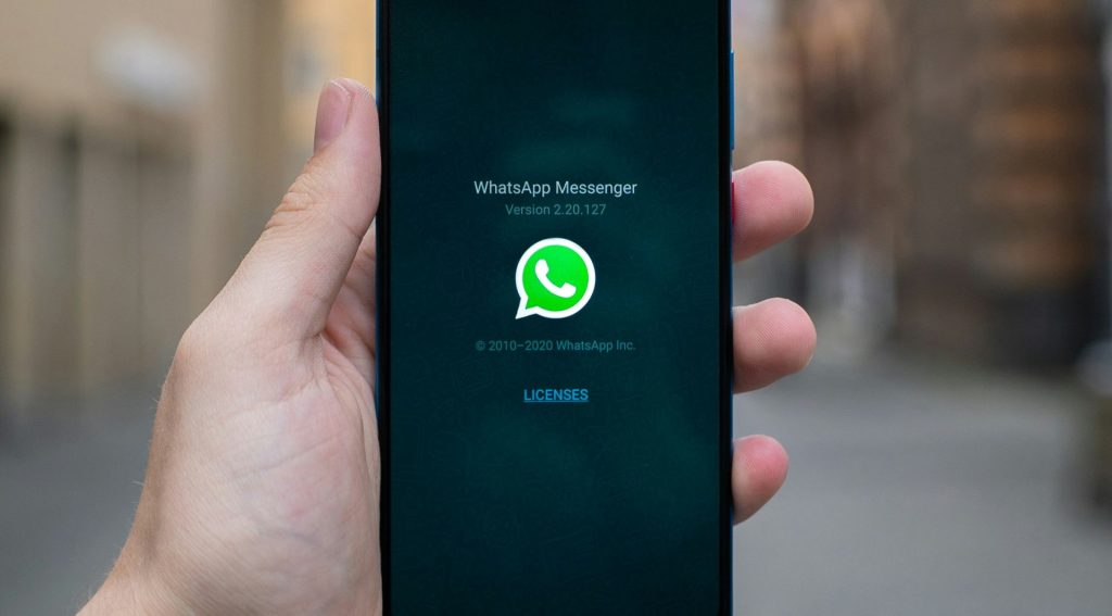 WhatsApp: Κενό στο απόρρητο «έδωσε» πρόσβαση σε 3,5 δισ. λογαριασμούς