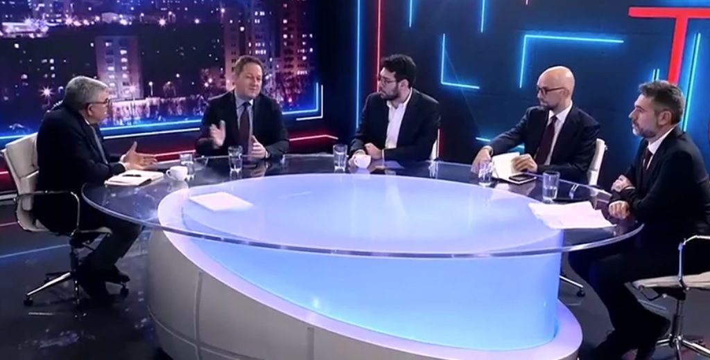 Χαμός στον «αέρα» με Χατζή-Πέτσα για την Γκιλφόιλ