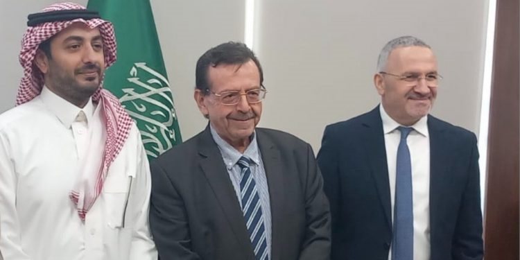 Η αντιπροσώπευση του πιστοποιητικού HALAL στην ελληνική αγορά τροφίμων σε διεθνές φόρουμ στο Λονδίνο