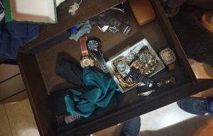 «Υπάρχει ολόκληρη μέθοδος πλεκτάνης» λέει ο δικηγόρος του επιχειρηματία που κατηγορείται για την απάτη με τις επενδύσεις