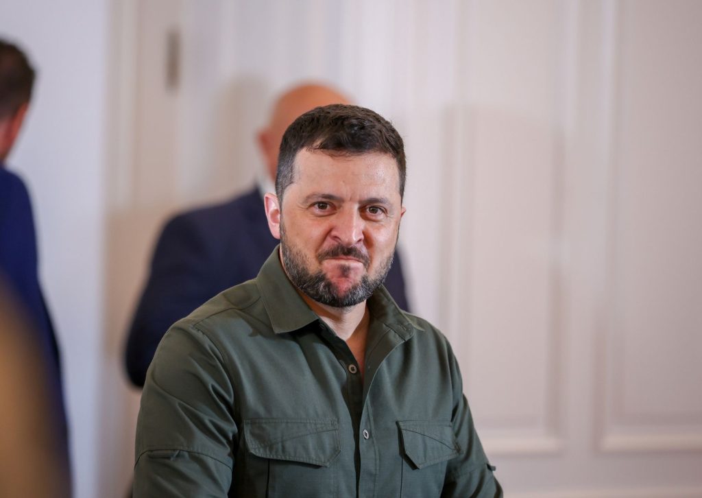 Θέλουν τον Ζελένσκι στην έδρα τους οι Αμερικανοί για να τον πείσουν