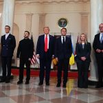 Ο Ζελένσκι μεταξύ Σκύλλας και Χάρυβδης