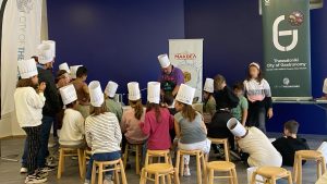 Με συνταγή ΜΑΚΒΕΛ η μακαρονάδα της Πέμπτης στα σχολεία