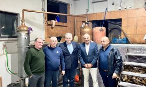 Στοιχείο λαϊκού πολιτισμού η απόσταξη Τσίπουρου