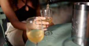 Η μείωση της κατανάλωσης αναδιαμορφώνει το μέλλον του ευρωπαϊκού κρασιού - Winetrails