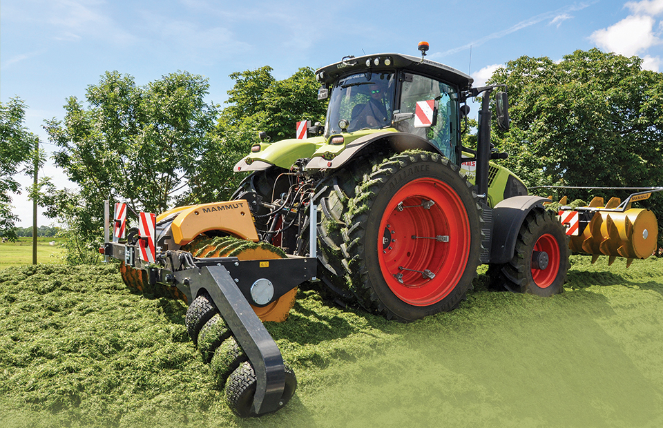 Τα Claas Axion 870 CMatic ανταποκρίνονται με άνεση σε κάθε εφαρμογή