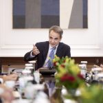 Μητσοτάκης μόνος ψάχνει μπας και βρει άκρη γιατί μένουν απλήρωτοι αγρότες