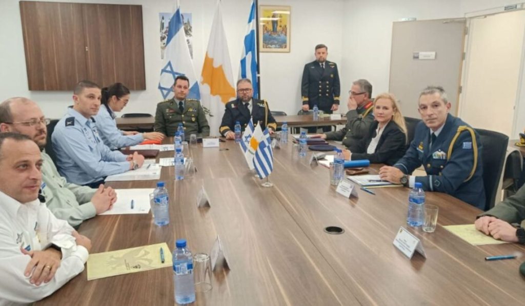 Υπεγράφη η στρατιωτική συνεργασία Ελλάδας - Κύπρου - Ισραήλ για το 2026