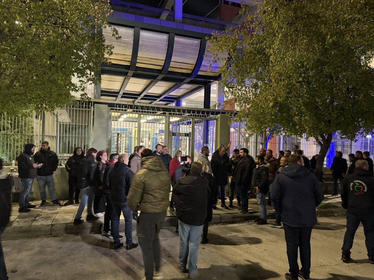 Κινητοποίηση στα Δικαστήρια Λάρισας για τα αγροτοδικεία