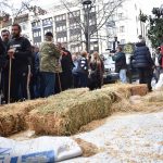 Σε δρόμους και μπλόκα είναι  οι τίμιοι αγρότες δηλώνουν  από τον Ε65 οι Καρδιτσιώτες